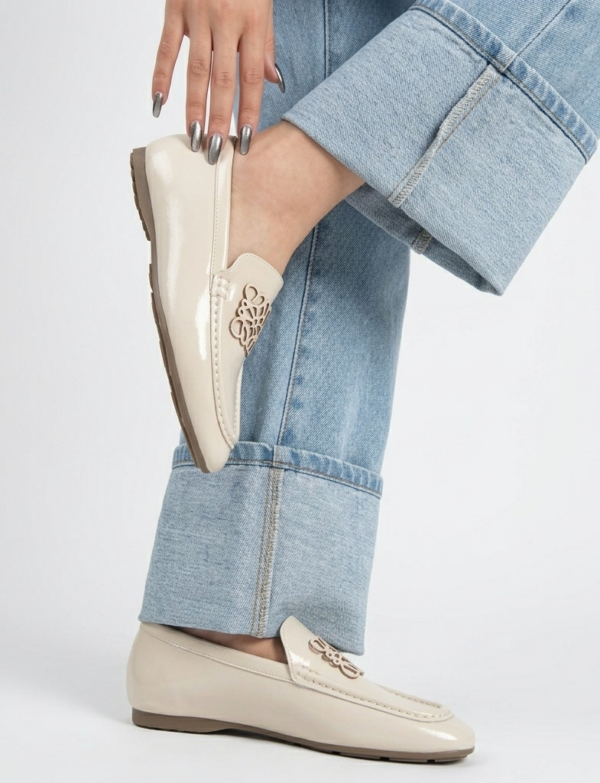 Mocassin en cuir à motif - Beige